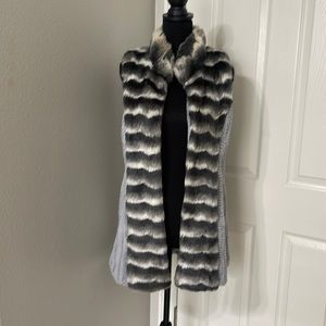 Cirana faux fur striped vest
